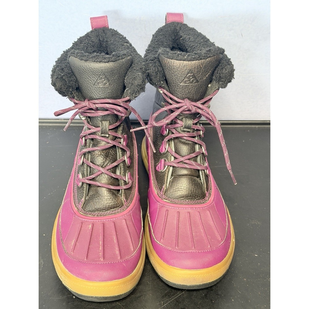 Nike ACG‎ Woodside II Duck Boots Womens Size 10 Purple Black Gum Sole 537347-006